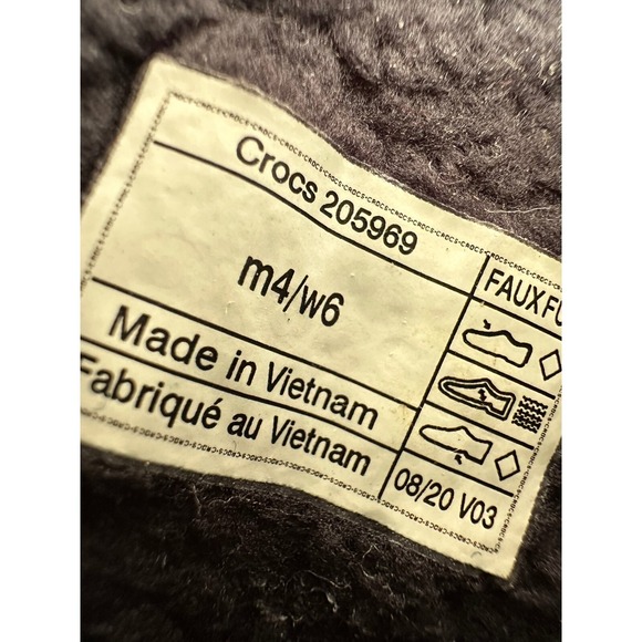 Crocs Classic Lined Black Fuzzy Warm Clogs Slippers Shoes Mens 4 Womens 6 - Picture 9 of 10